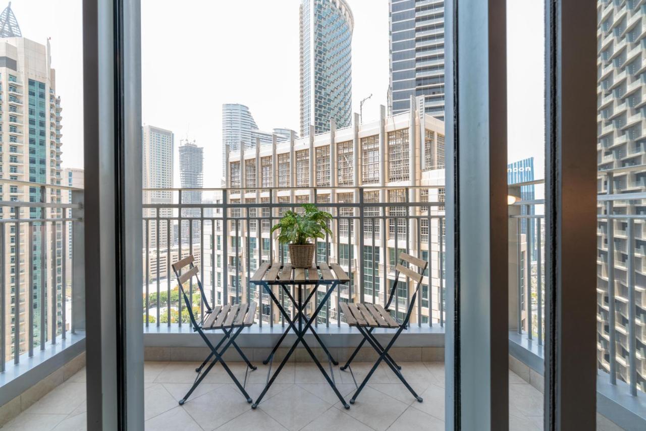 Ultimate Stay / 4 Beds / Burj Khalifa View ดูไบ ภายนอก รูปภาพ